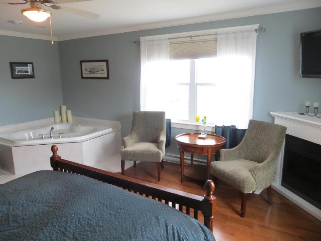 Lancaster Inn B&B Bonavista Bagian luar foto