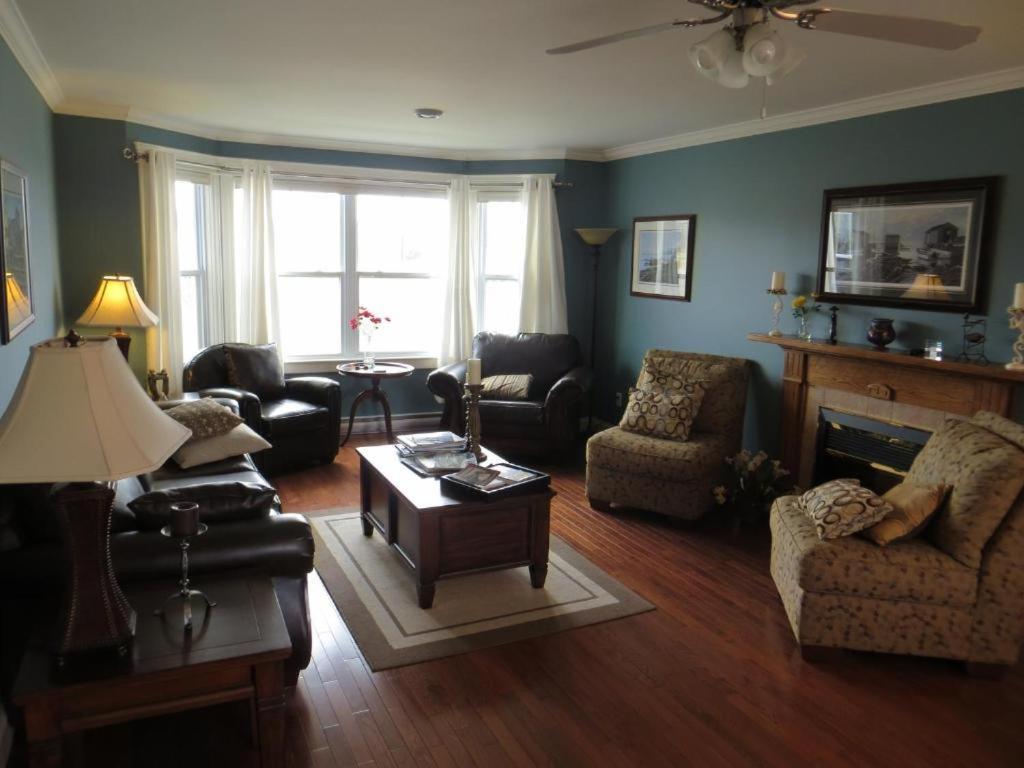 Lancaster Inn B&B Bonavista Bagian luar foto